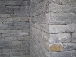 Corinthian-granite-veneer-split-to-one-eighth-tolerence
